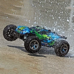 Traxxas 1/10 Rustler, 4WD, VXL (Requires Battery & Charger): Green -Radio Control & Model Shop 67076 4 Green 5 800