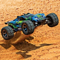 Traxxas 1/10 Rustler, 4WD, VXL (Requires Battery & Charger): Green -Radio Control & Model Shop 67076 4 Green 7 800