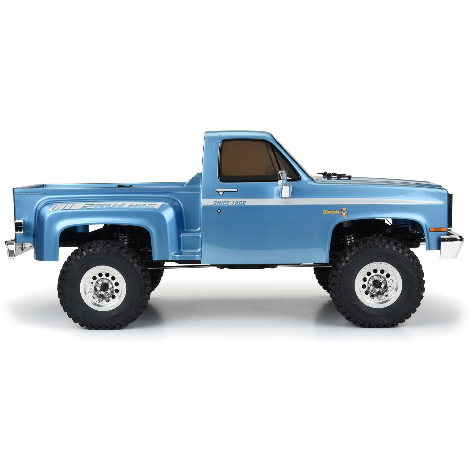 Axial 1/10 SCX10 III Pro-Line 1982 Chevy K10 RTR 8 Axial 1/10 SCX10 III Pro-Line 1982 Chevy K10 RTR - Image 6