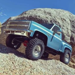 Axial 1/10 SCX10 III Pro-Line 1982 Chevy K10 RTR 26 Axial 1/10 SCX10 III Pro-Line 1982 Chevy K10 RTR -Radio Control & Model Shop AXI03029 4