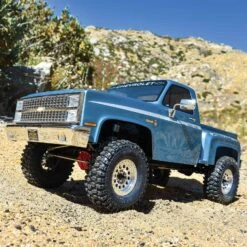 Axial 1/10 SCX10 III Pro-Line 1982 Chevy K10 RTR 28 Axial 1/10 SCX10 III Pro-Line 1982 Chevy K10 RTR -Radio Control & Model Shop AXI03029 6