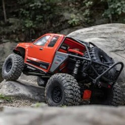 Axial 1/6 SCX6 Trail Honcho: 4WD RTR Red -Radio Control & Model Shop AXI05001T1 14