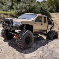 Axial 1/6 SCX6 Trail Honcho: 4WD RTR Sand -Radio Control & Model Shop AXI05001T2 14