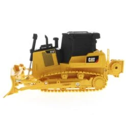 Diecast Masters 1:35 Caterpillar D7E Track-Type Tractor (requires Batteries) 12 Diecast Masters 1:35 Caterpillar D7E Track-Type Tractor (requires Batteries) -Radio Control & Model Shop DCM23002 4