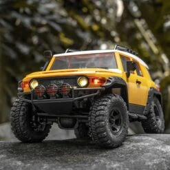 FMS 1/18 Toyota FJ Cruiser RTR (Includes Battery & Charger) -Radio Control & Model Shop FMMROC006RTR 3