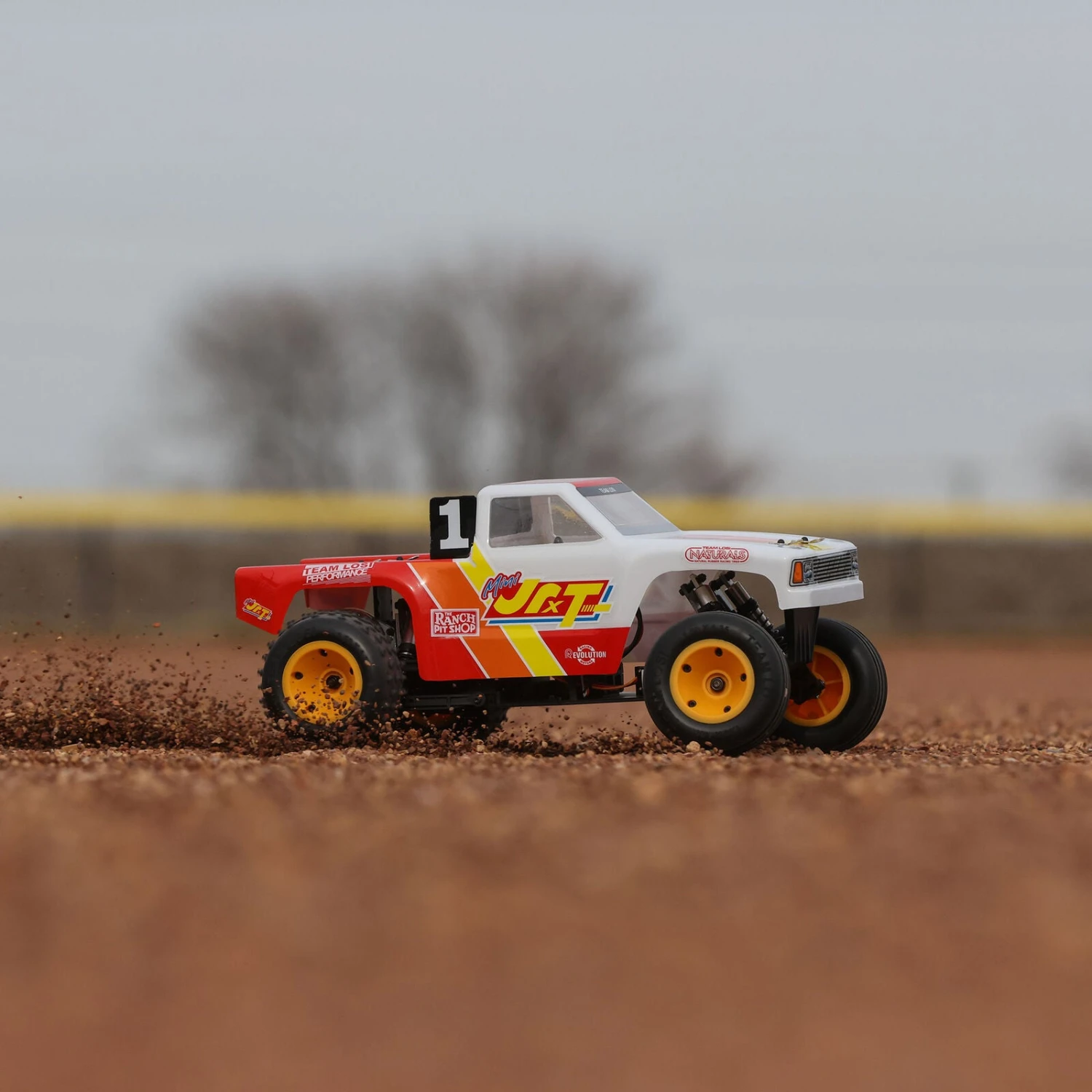 LOSI 1/16 Mini JRXT Brushed 2WD LE Racing Monster Truck RTR 7 LOSI 1/16 Mini JRXT Brushed 2WD LE Racing Monster Truck RTR - Image 5