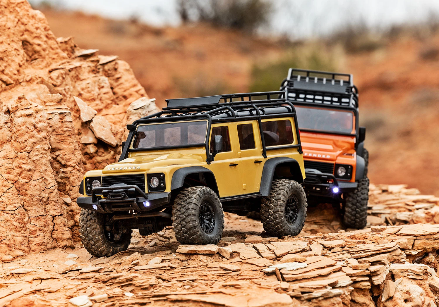 Traxxas 1/18 TRX-4M Land Rover® Defender®: Tan 9 Traxxas 1/18 TRX-4M Land Rover® Defender®: Tan - Image 7
